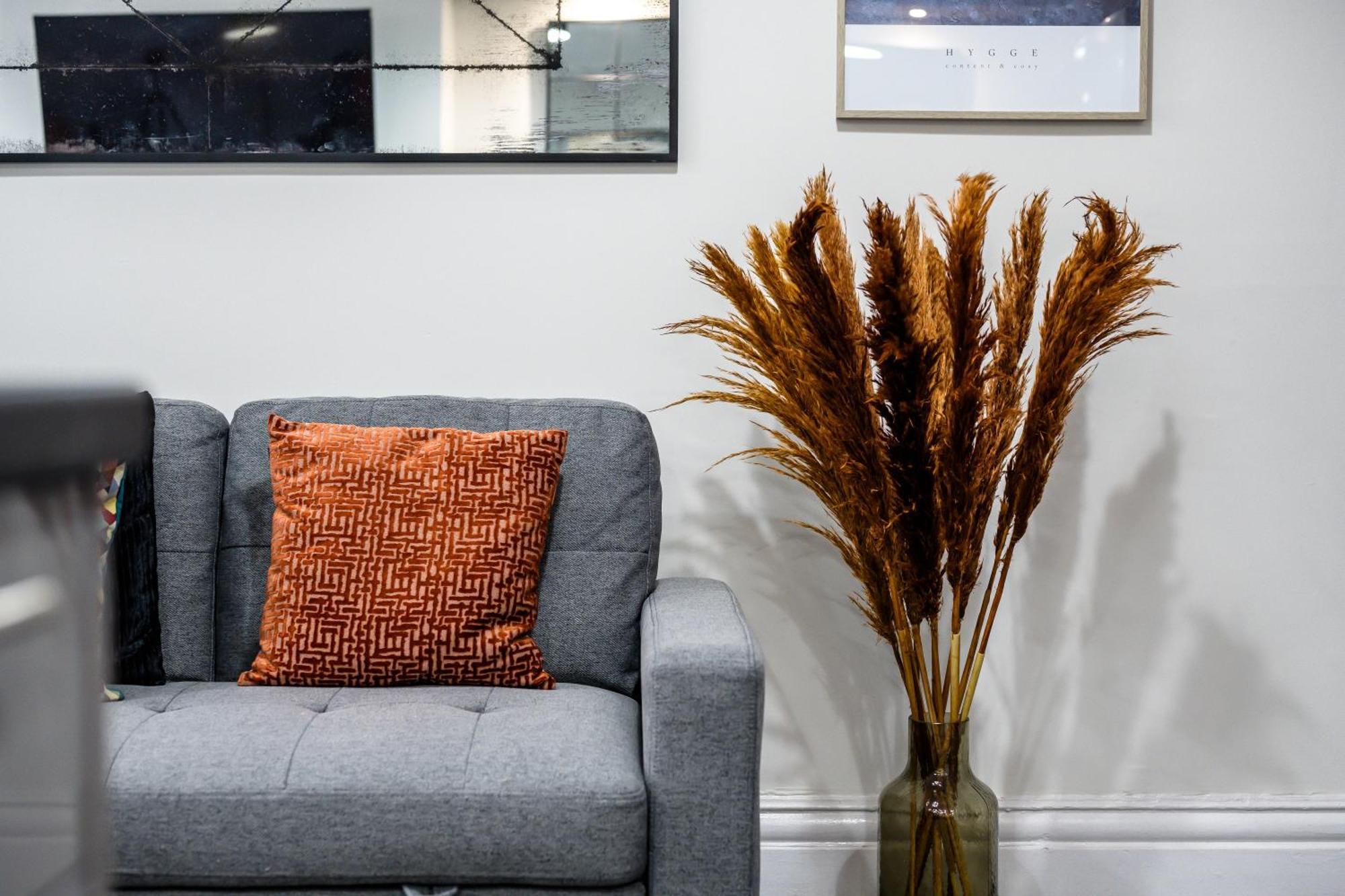 Anfield Cosy Stays - Air Host & Stay - Sleeps 14 Liverpool Exterior photo